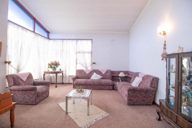 3 Bedroom Property for Sale in Glen Lilly Western Cape